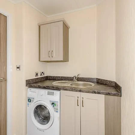 Aysgarth Lodges