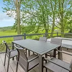 Aysgarth Lodges