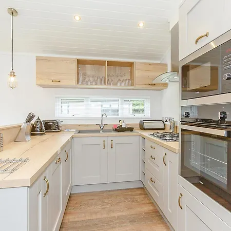 Aysgarth Lodges Tatil parkı *