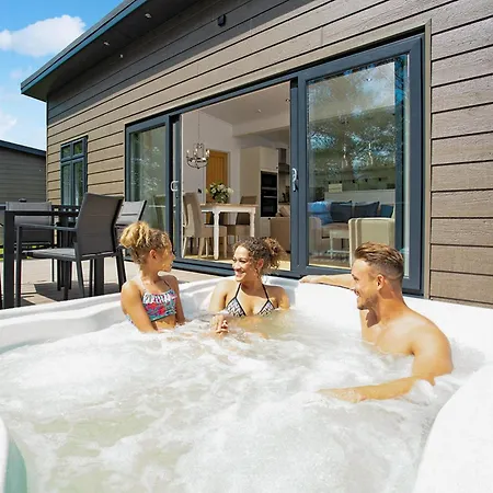 假日公园 Aysgarth Lodges *