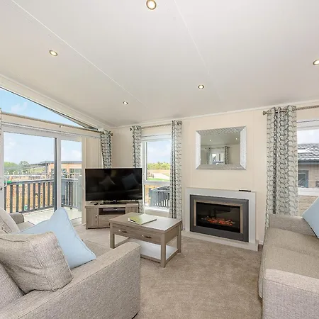 Aysgarth Lodges *