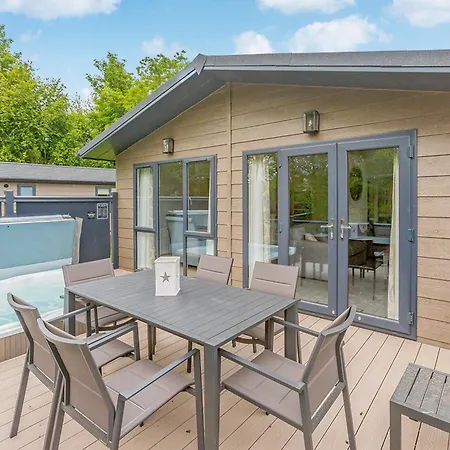 Aysgarth Lodges Prázdninový areál *