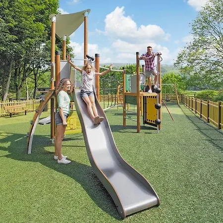 Semesterpark Aysgarth Lodges